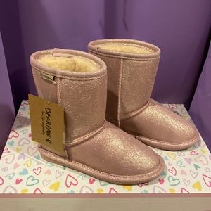 NWT Bearpaw Kids Boots